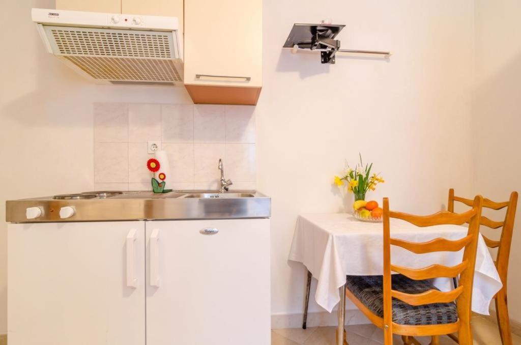 Apartments Villa Ivka Дубровник Екстериор снимка