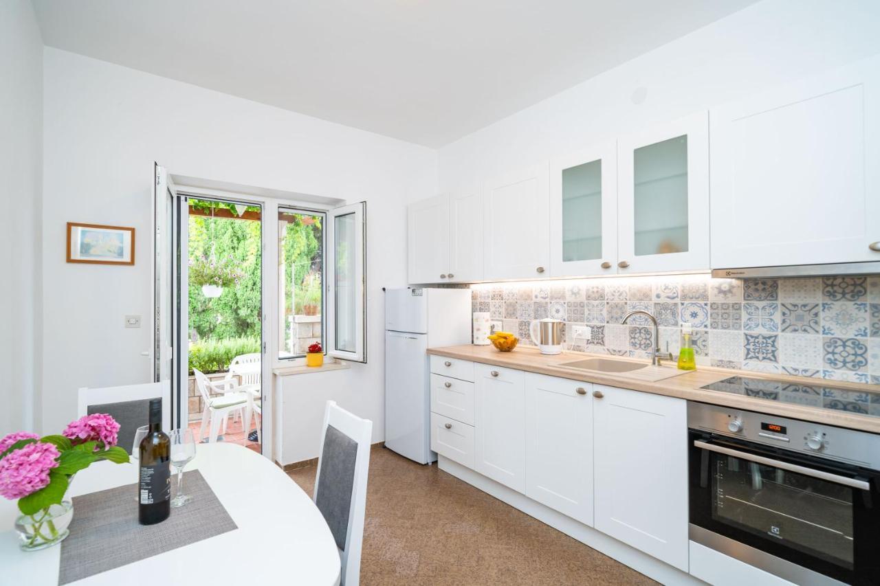 Apartments Villa Ivka Дубровник Екстериор снимка