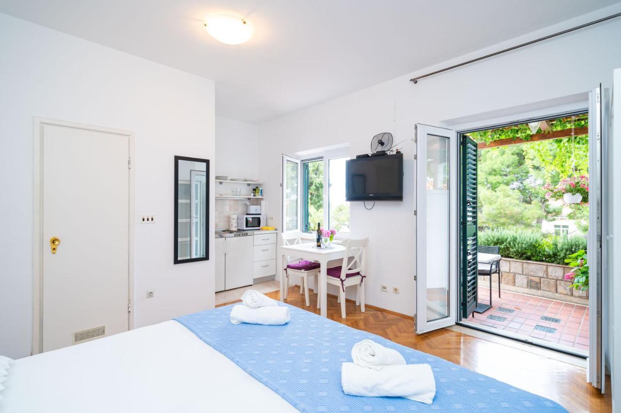 Apartments Villa Ivka Дубровник Екстериор снимка