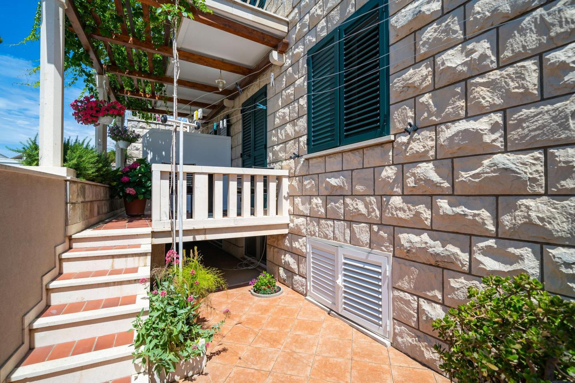 Apartments Villa Ivka Дубровник Екстериор снимка